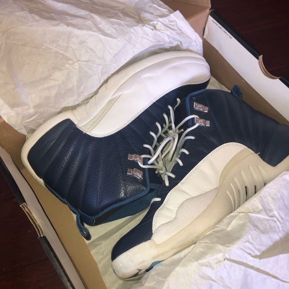 Jordan Retro 12 Obsidians - Picture 4 of 6